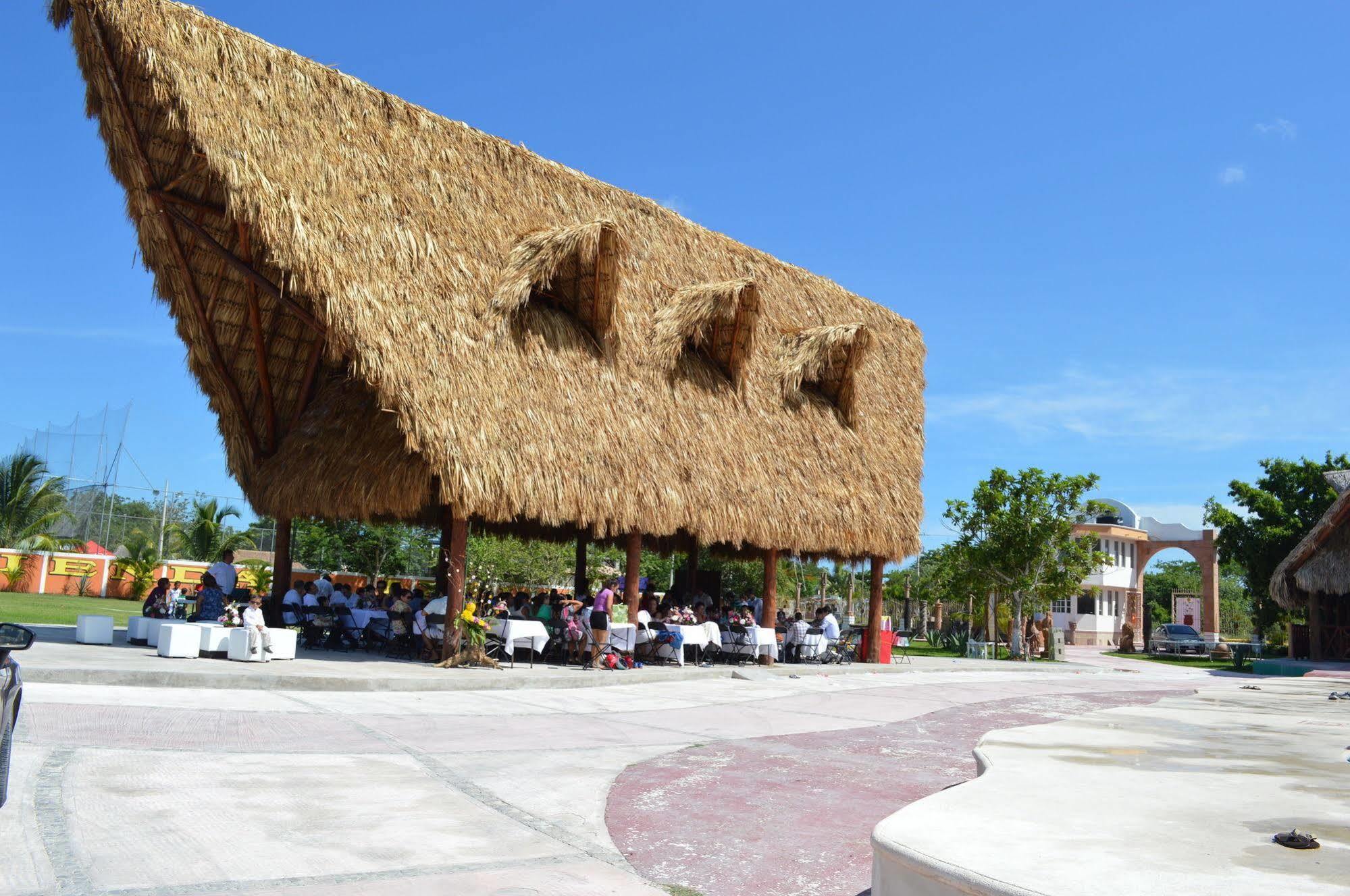 Hotel Hacienda Ixtlan Κοζουμέλ Εξωτερικό φωτογραφία
